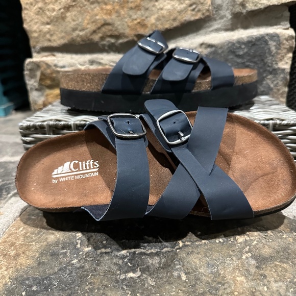 Cliffs sandals - Picture 1 of 2
